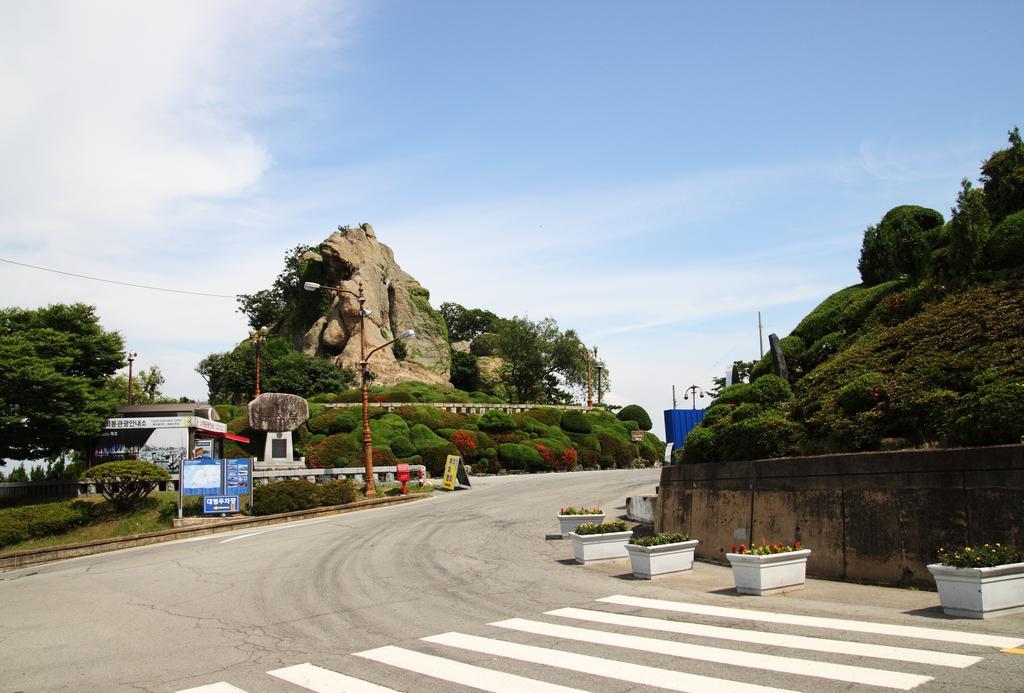 White Windmill Guesthouse Mokpo Buitenkant foto